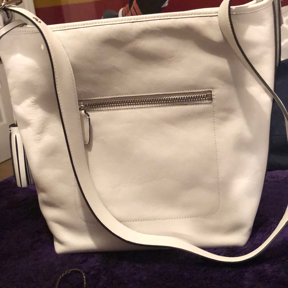 purse - Picture 2 of 2
